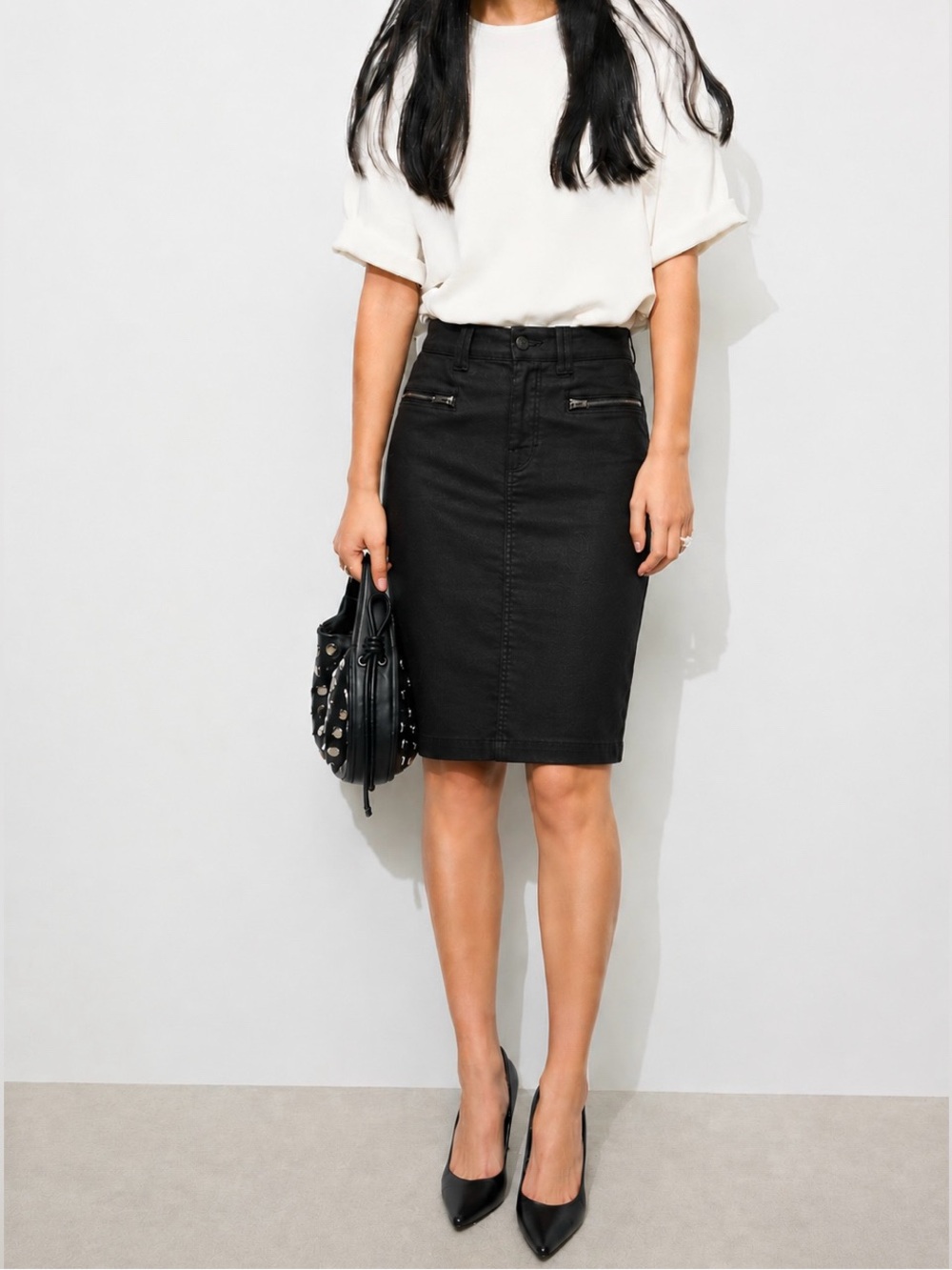 7 for all Mankind black midi shiny skirt size 25